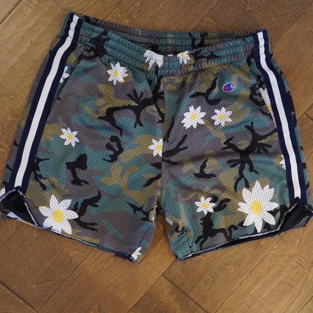 MARK MCNAIRY X CHAMPION BY TODD SNYDER DAISY-CAMO MESH SHORT Medium